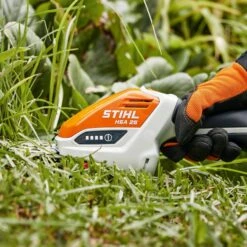 Stihl HSA26 Cordless Shrub Shear -Garden Care Store 28511 18581