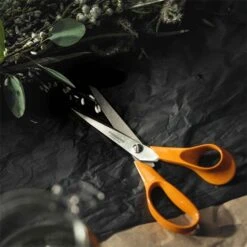 Fiskars Classic Garden Scissors 21cm 5 Fiskars Classic Garden Scissors 21cm -Garden Care Store 47151 1899