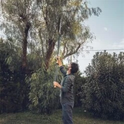 Fiskars PowerGear X Telescopic Tree Pruner UPX86 -Garden Care Store 47154 1888